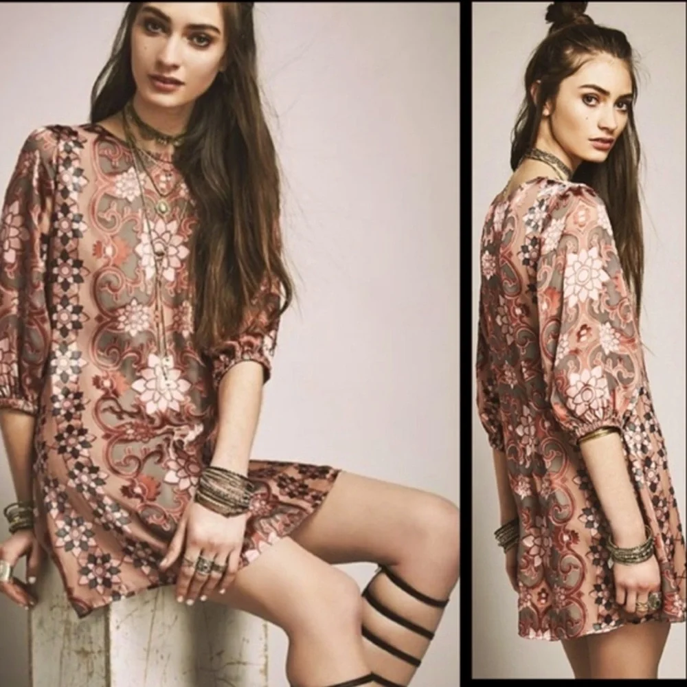 For Love and Lemons Teresa Mini Dress - Picture 1 of 7
